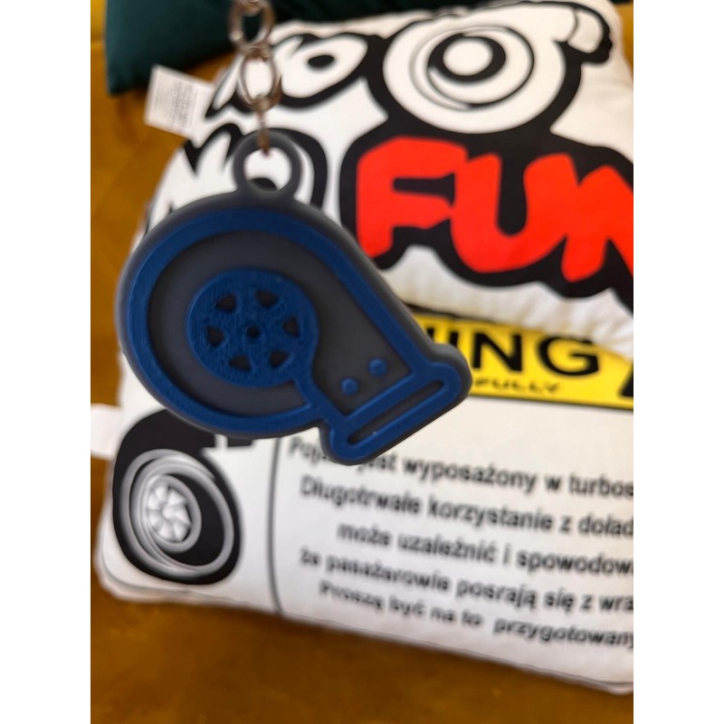Brelok Turbo